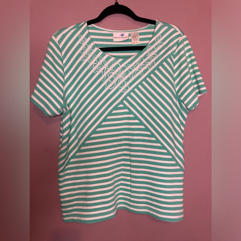 Alfred Dunner Striped Short Sleeve Top Womans size Medium